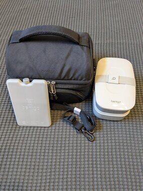 Bentgo Deluxe Lunch Bag with Lunch Box Containers and Ice Pack